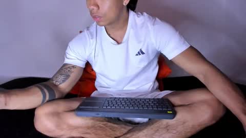 i am juan musiry independent model  online show from October 19, 1:36 pm