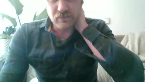 TR88 online show from March 11, 11:48 pm