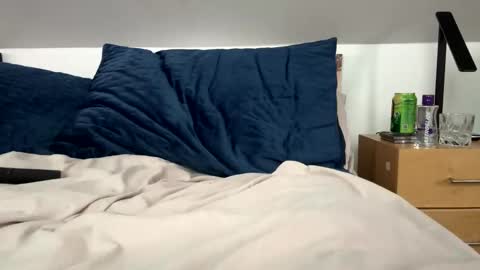 jac31313s online show from January 16, 5:48 pm