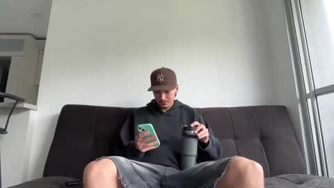 INDEPENDENT MODEL online show from September 16, 2:40 pm