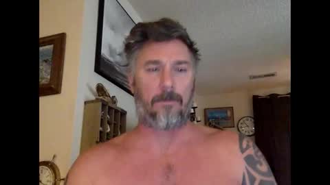 Snapshot of jackhammerhead chatting on December 23, 3:12 pm jackhammerhead online show from December 23, 3:12 pm