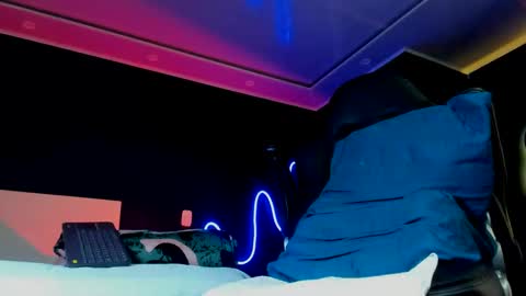 Jack online show from October 18, 4:01 pm