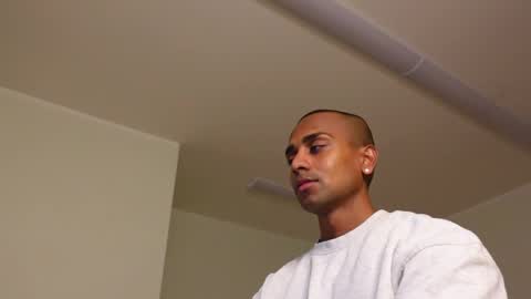 Jacky online show from October 23, 6:00 pm