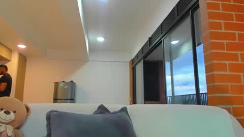 Jackson Wayne online show from April 15, 11:04 pm