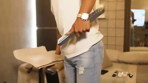 Jackson Bell online show from February 10, 12:39 pm