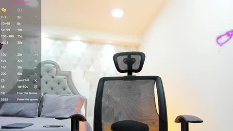 Jackson online show from January 13, 3:58 pm