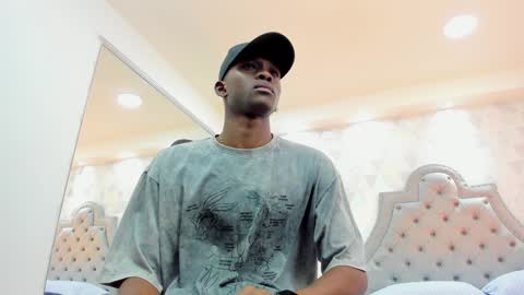 Jackson online show from December 10, 11:32 am