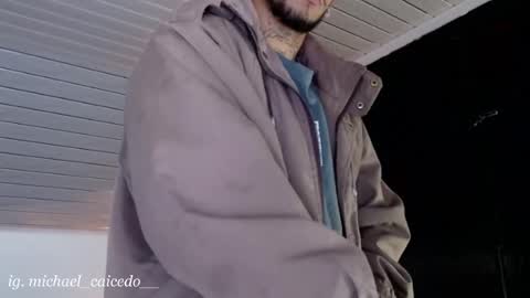 Michael Caicedo online show from April 19, 5:29 am