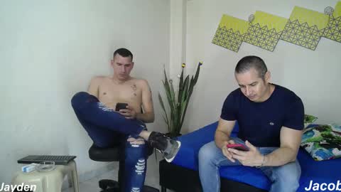 Jacob And Jayden online show from October 7, 8:02 pm