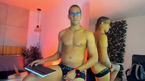 jacobdraven online show from April 16, 4:12 am