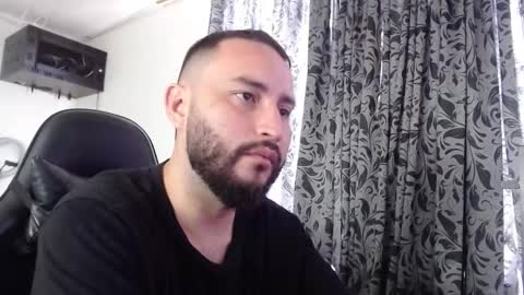 jacobkingd online show from February 12, 6:40 pm