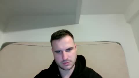 New on chat online show from February 14, 1:00 am