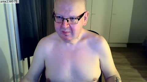 Jake2309 online show from April 22, 7:07 pm