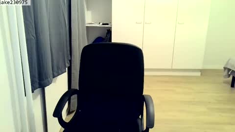 Jake2309 online show from April 1, 7:11 pm