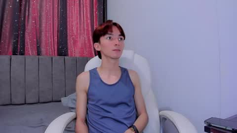 Snapshot of jake_evanss_ chatting on January 21, 2:22 pm JAKE online show from January 21, 2:22 pm