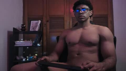 Snapshot of jake_hill1 chatting on September 23, 5:40 am jake_hill1 online show from September 23, 5:40 am