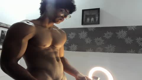 Snapshot of jake_hill1 chatting on January 17, 1:36 am jake_hill1 online show from January 17, 1:36 am