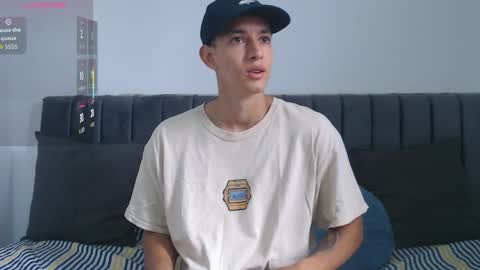 Hi guys im new 3 online show from November 14, 4:30 pm