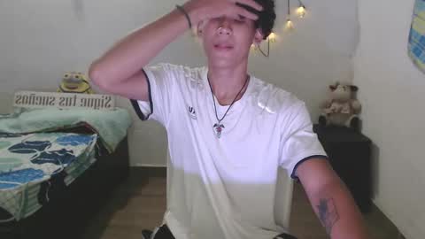 jake willianss online show from December 4, 4:43 am