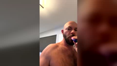 Jake Rhodes online show from April 25, 7:11 am
