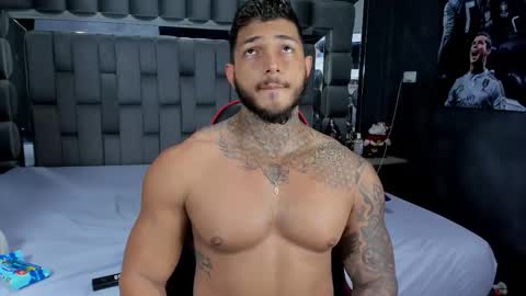 my name is sebas If you come here dont hesitate to say hello Im a guy who really likes having conversations and having hot online show from February 26, 2:07 pm