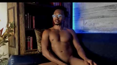   online show from March 3, 9:06 am