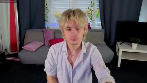 JameMiller online show from March 2, 7:09 am