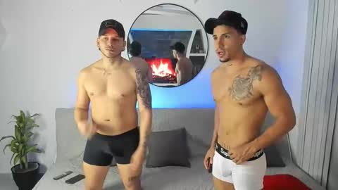 james_and_max online show from May 21, 3:57 am