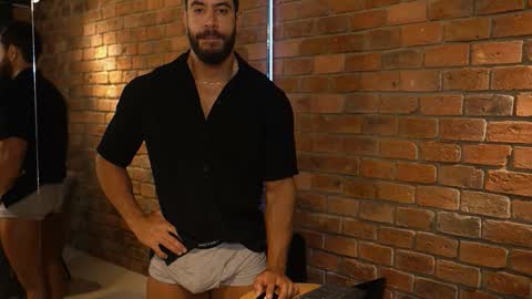 James Axel online show from October 26, 2:41 pm