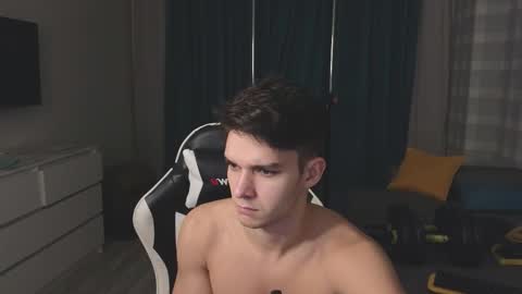 James online show from November 29, 10:45 pm