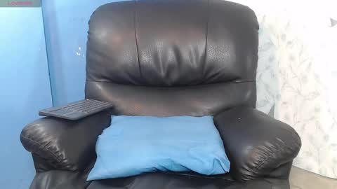 james_morrisonm online show from March 10, 6:36 pm