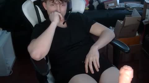 jamescoc111 online show from April 9, 9:21 pm