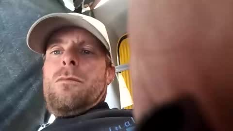 jamesloveridge901 online show from May 3, 2:36 am