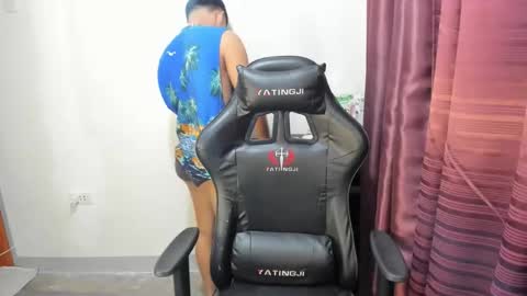 jamesthebigcockxxx online show from January 12, 9:51 am