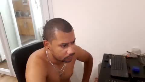 Jamie Lonnas online show from December 2, 7:11 am