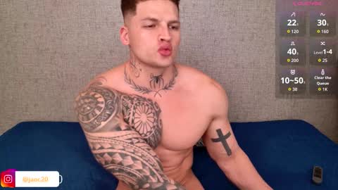 Jaor Owens online show from January 8, 11:10 pm