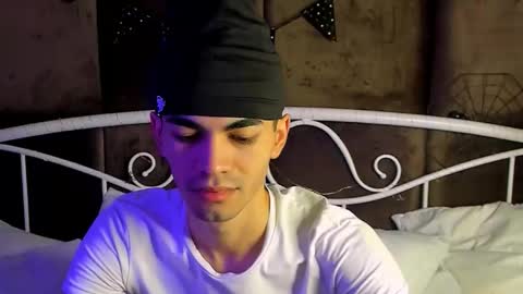 Jaremy online show from November 2, 8:35 pm