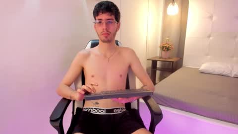 Jason  Briian online show from March 1, 1:33 pm