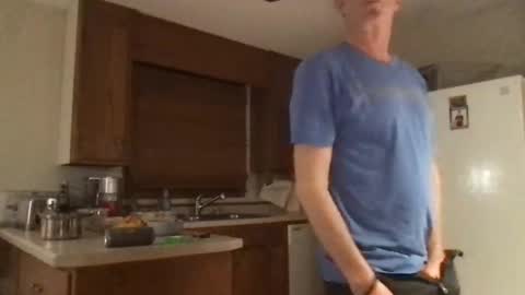 Eric2900 online show from March 7, 4:10 am