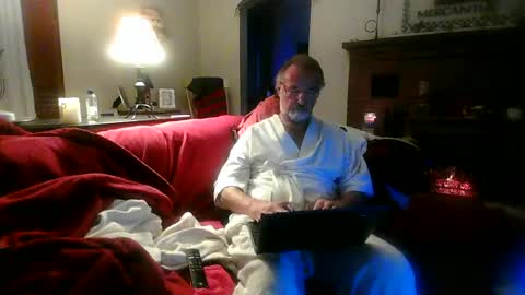 Jason online show from October 31, 8:07 am