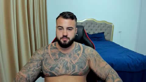 Snapshot of javicute4u chatting on September 19, 9:36 pm  Javi  online show from September 19, 9:36 pm