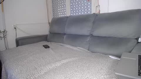 Javier  online show from January 31, 8:33 pm