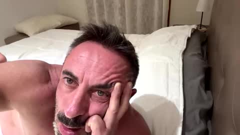 javiercerrob online show from February 17, 8:52 pm