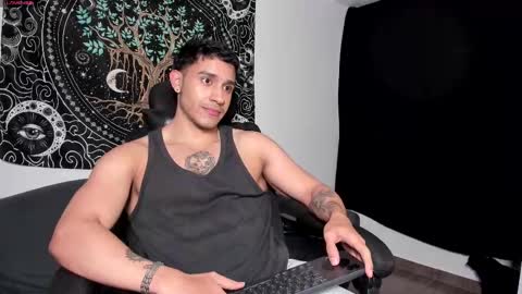 Snapshot of jay_marcos chatting on March 10, 5:33 am Jay marcos online show from March 10, 5:33 am