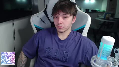 Jayce online show from April 11, 7:45 am