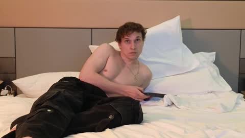 THE HOUSE online show from February 3, 10:03 am