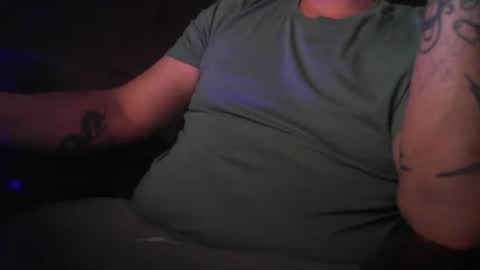 jayholew online show from April 9, 8:20 am