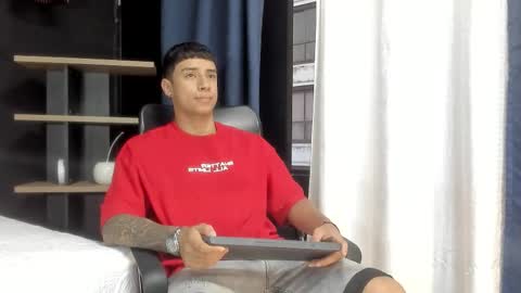 jaze_bradley online show from January 17, 11:13 am