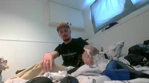 jbbrickco649638 online show from February 18, 7:00 pm