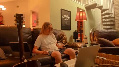 JDinEuless online show from September 28, 1:53 pm